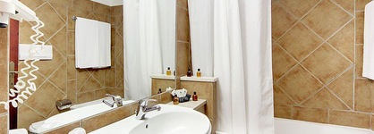 Colonna Beach Hotel & Residence