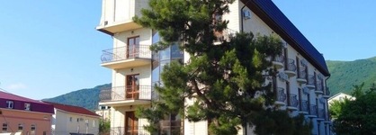 Hotel Noy