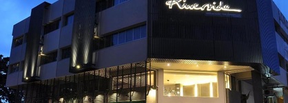 Riverside Boutique Hotel & Cafe