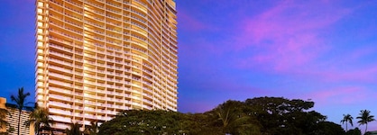 The Ritz-Carlton Residences, Waikiki Beach