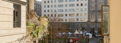 Maison Du La Metro