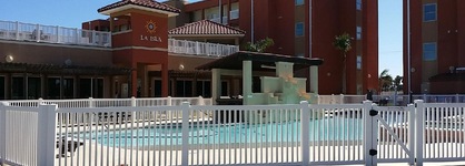 La Isla Condominiums By Cheap Getaway