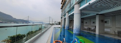 Grand Bay View Hotel