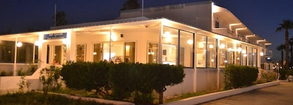 Costa Angela