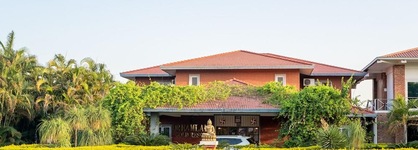 Dreamland Gold Resort