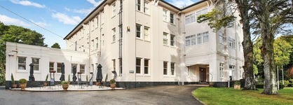 The Robertson Hotel