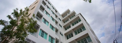 Des Res Hotel And Residence