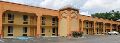 Howard Johnson By Wyndham Vicksburg