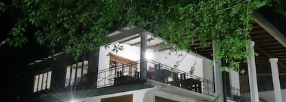 New Hotel Elephant Park