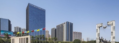 Doubletree By Hilton Hotel Shenzhen Longhua