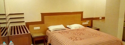 Hotel Kohinoor Square