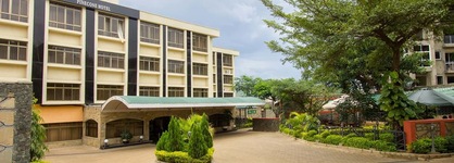 Pinecone Hotel