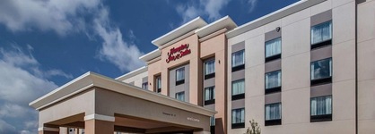 Hampton Inn & Suites Wichita Airport