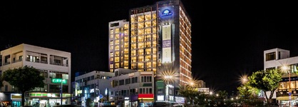 Golden Daisy Hotel