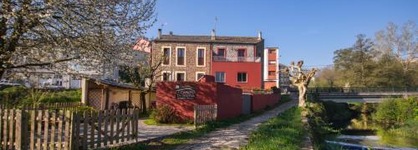 Albergue La Casona De Sarria