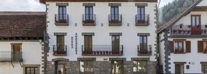 Hotel Rural Auñamendi