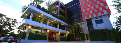 D11 Hotel