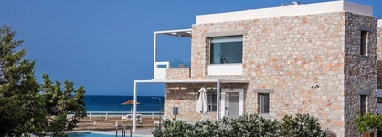 Cedar Bay Beachside Villas