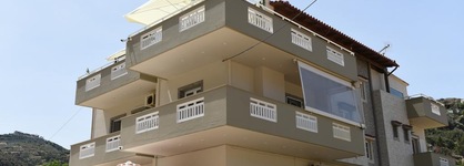 Dora Apartments