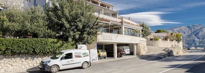 Rogač Rooms & Restaurant