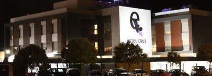 Escuderos Hotel Cruz