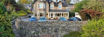 Tigh-Na-Cloich Hotel