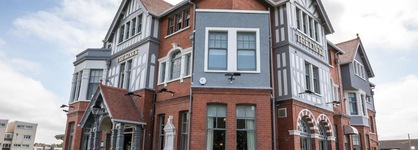 Gwesty Links Hotel