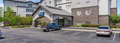 Comfort Inn Crystal Bridges