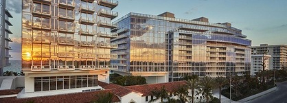 Four Seasons Hotel At The Surf Club