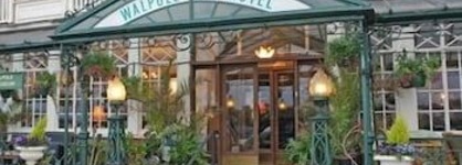 Walpole Bay Hotel & Museum