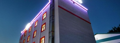 Traum Hotel & Condo