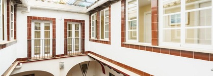 Hotel Carlos V By Viverestays