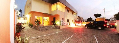Pearl Gate Hotel