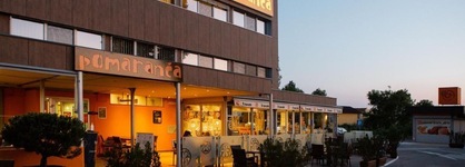Hotel Pomaranča