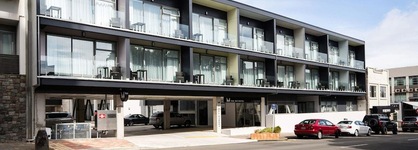 The Metrotel Motel