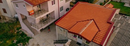 Paradise Bay Apartments