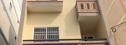 Gold Hotel