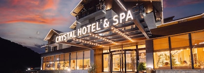 Hotel And Spa Crystal
