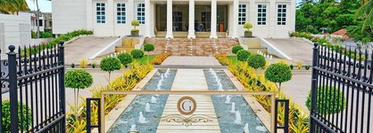 Grandeeza Luxury Hotel