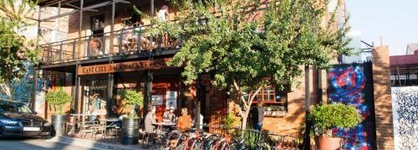 Curiocity Backpackers