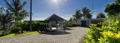 Malimbu Cliff Villa