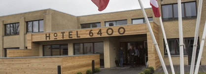 Hotel 6400