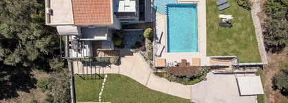Villa Athinais