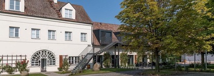Yard Resort