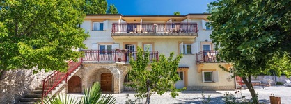 Apartments Neven