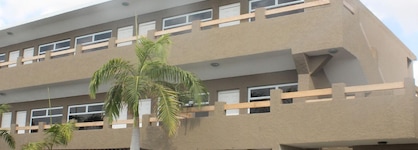 Eden Beach Resort