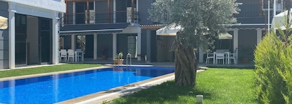 Nur Suites & Hotels