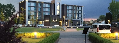 Link124 Hotel