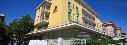 Hotel Holiday Park