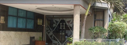 Golden Park Hotel